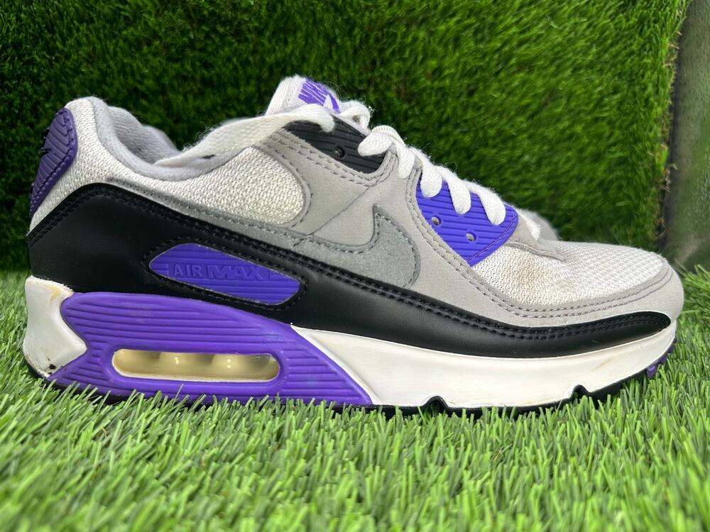 Nike Air Max 90 CD0490-103 Athletic Sneaker Women's 8.5 Gray Mesh Gym Cushioned